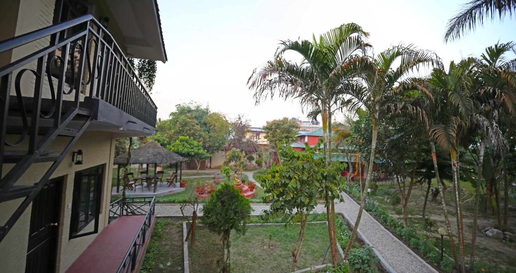 Chitwan Adventure Resort Sauraha Kültér fotó